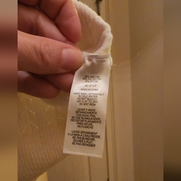 Liquid by Sioni Top Size Small - Picture 3 of 6